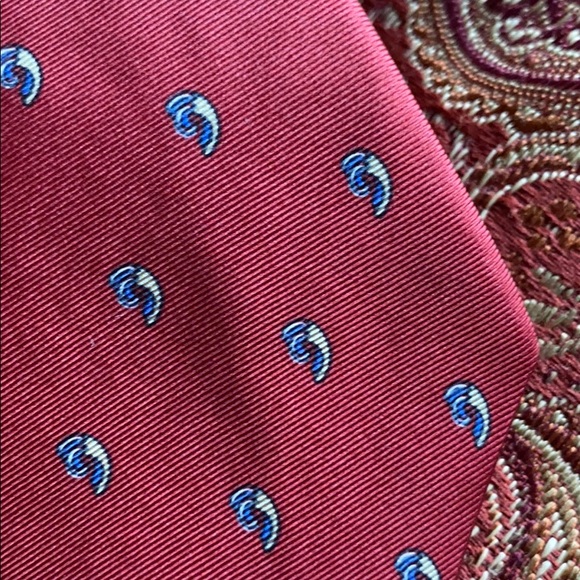 Men’s Christian Dior silk tie - Picture 2 of 4